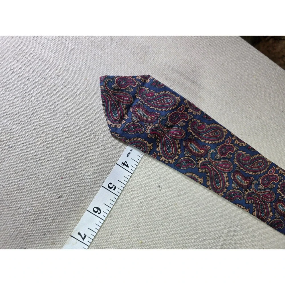 Haband of Paterson NJ Mens Vintage Paisley Silk Blend Tie Navy Burgundy USA